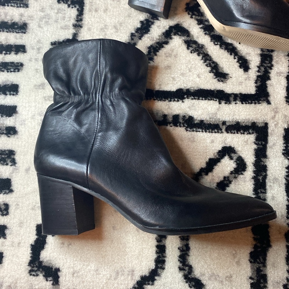 Sole Society Demetria Black Stretch Boots Sz 6